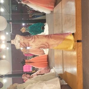 Glam girls size 6 prom dress